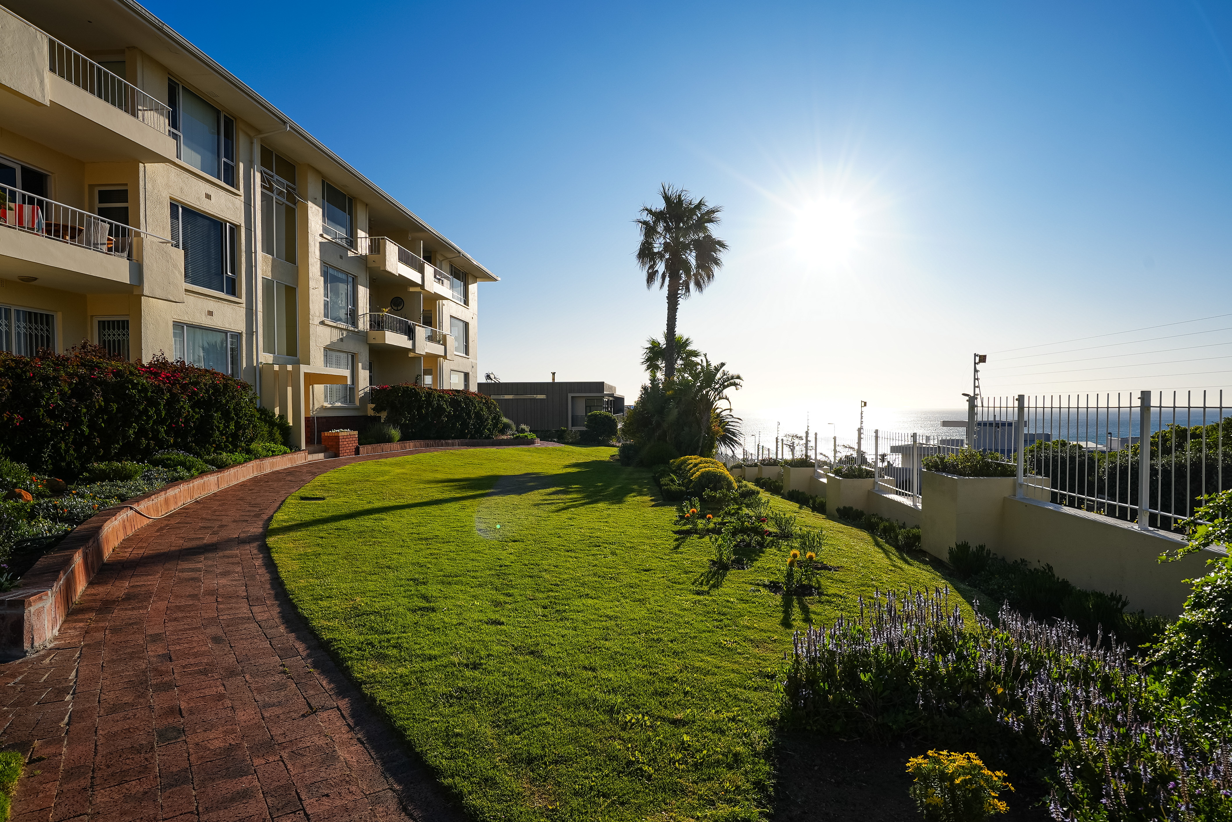 2 Bedroom Property for Sale in Camps Bay Western Cape